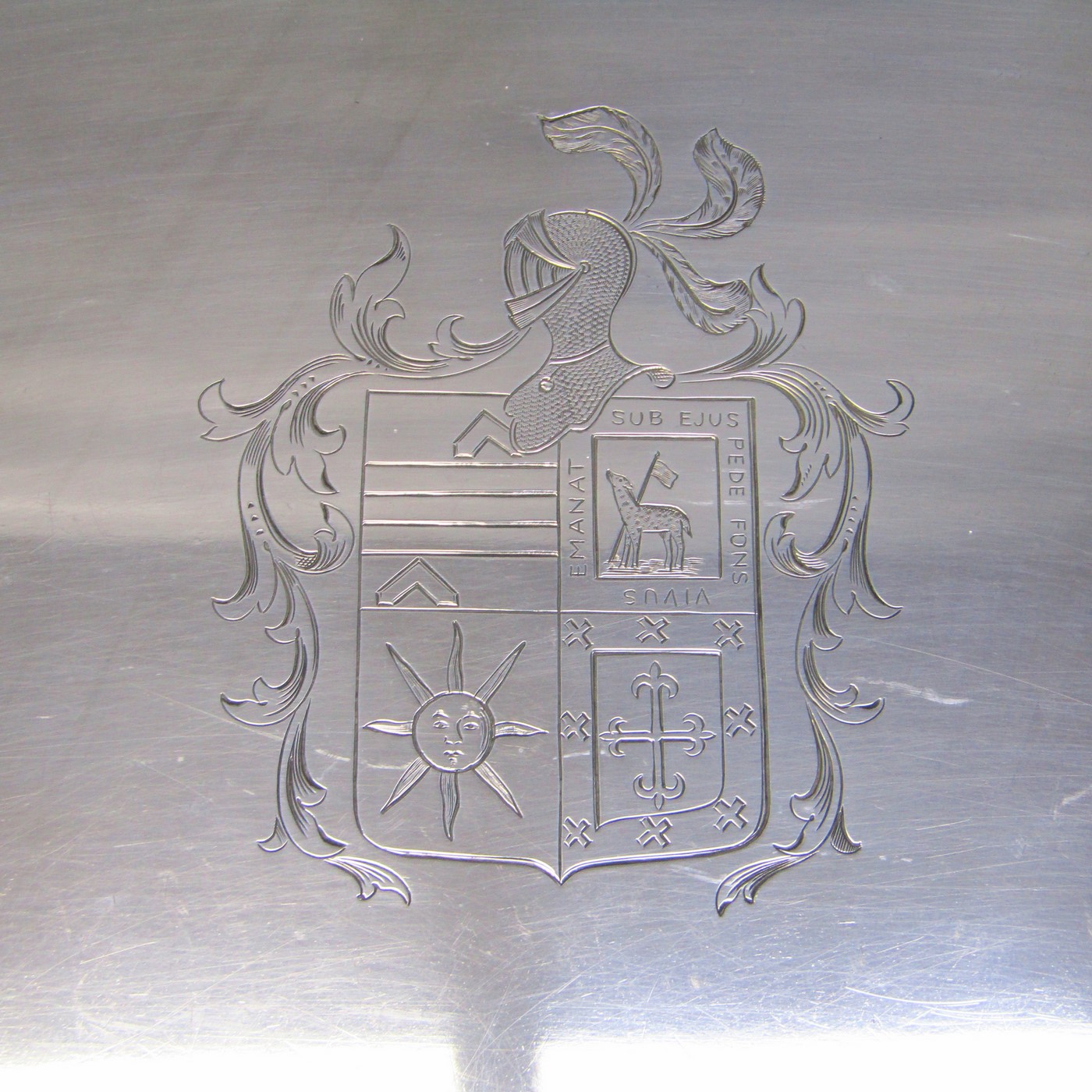 Bandeja con asas rectangular de plata de Ley, Alemania, siglo XIX Bandeja con asas rectangular de plata de Ley, Alemania, siglo XIX