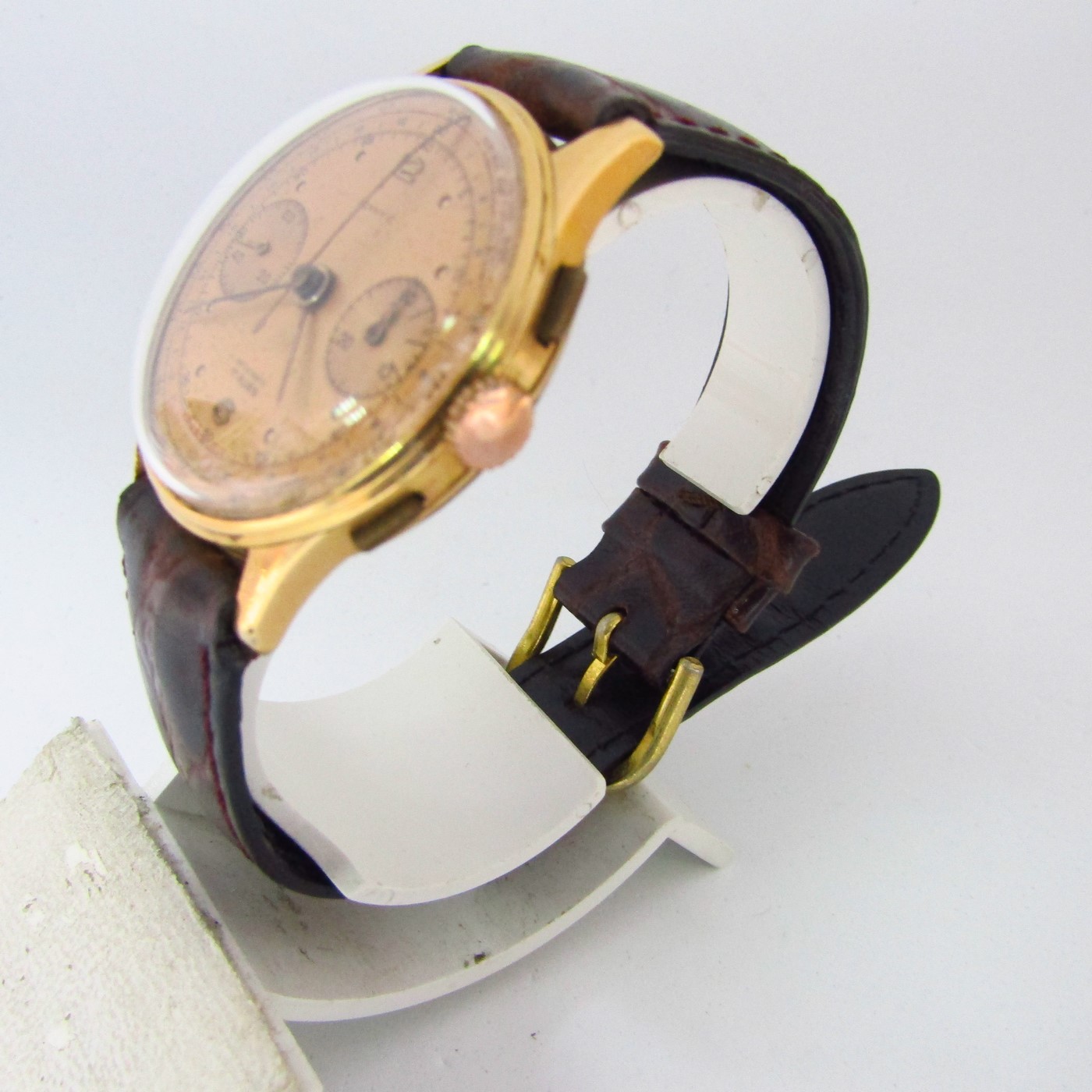 OLYMPIC. Reloj Cronógrafo de pulsera para caballero. Oro 18k. Suiza, ca. 1950. OLYMPIC. Reloj Cronógrafo de pulsera para caballero. Oro 18k. Suiza, ca. 1950.