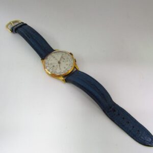 Reloj Cronógrafo de pulsera para caballero. Marca MP. Oro 18k. Suiza, ca. 1950