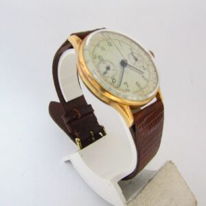 Reloj Cronógrafo de pulsera para caballero. Oro 18k. Suiza.