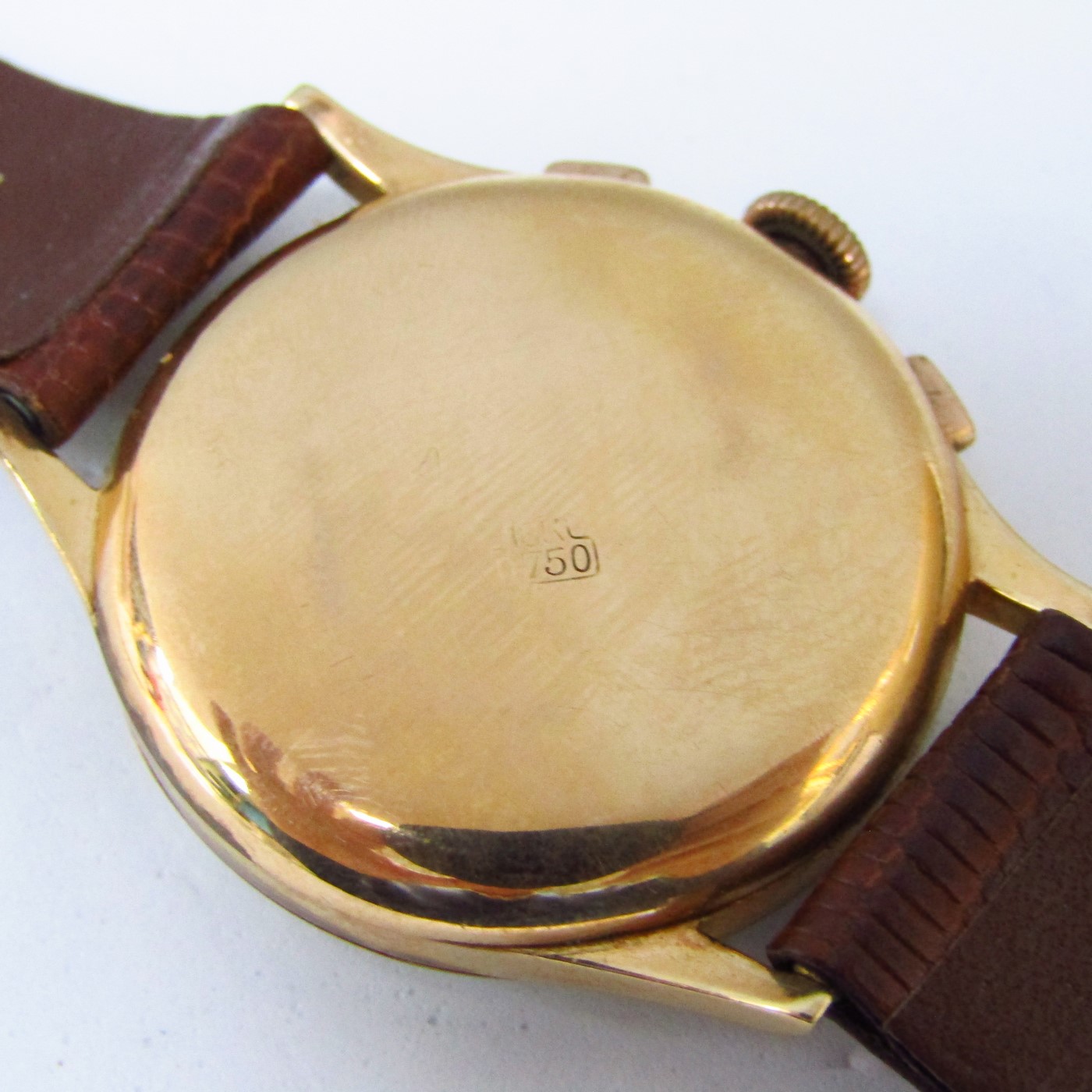 Reloj Cronógrafo de pulsera para caballero. Oro 18k. Suiza. Reloj Cronógrafo de pulsera para caballero. Oro 18k. Suiza.