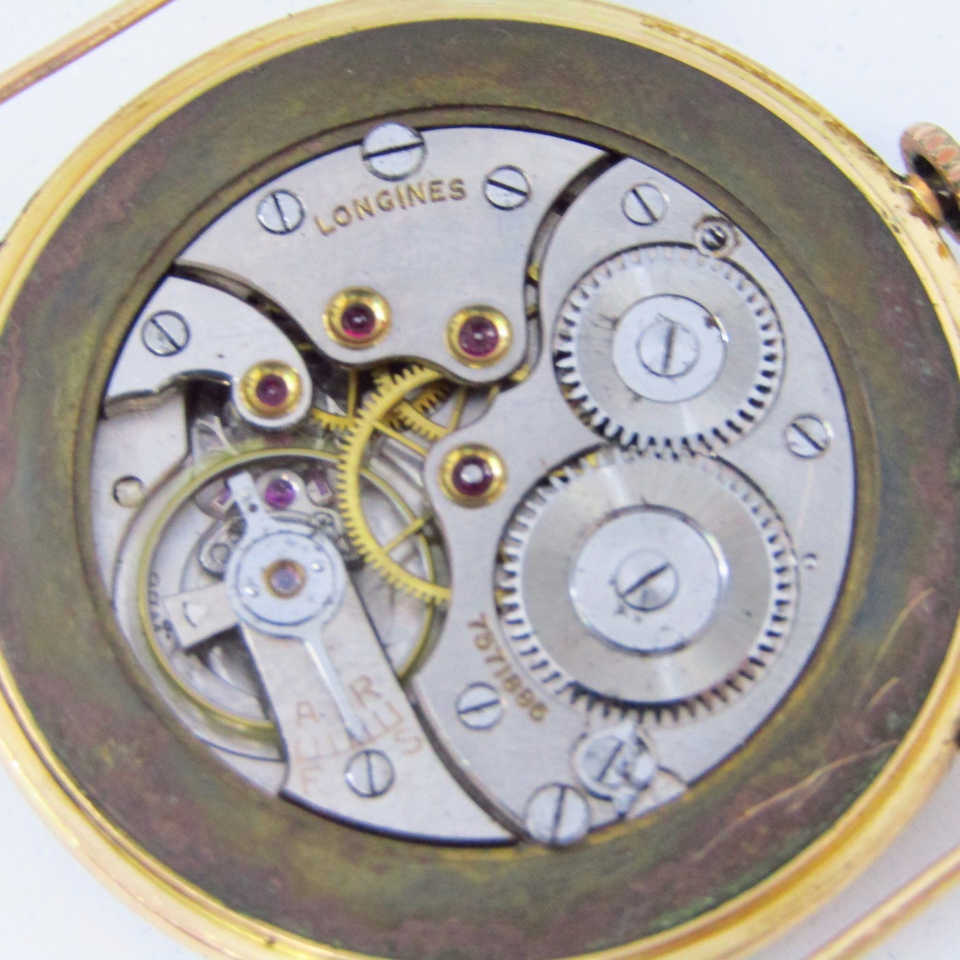LONGINES. Reloj de pulsera para caballero. Oro 18k. Suiza, Ca. 1945 LONGINES. Reloj de pulsera para caballero. Oro 18k. Suiza, Ca. 1945