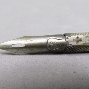 Pequeña escribanía en Plata de Ley. Francia, siglo XIX.