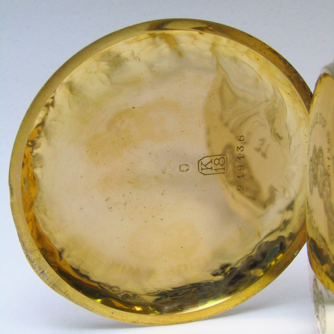 Perret & Berthoud (Le Locle). Reloj de repetición a minutos, saboneta y remontoir. Circa. 1910. Oro 18k. Perret & Berthoud (Le Locle). Reloj de repetición a minutos, saboneta y remontoir. Circa. 1910. Oro 18k.