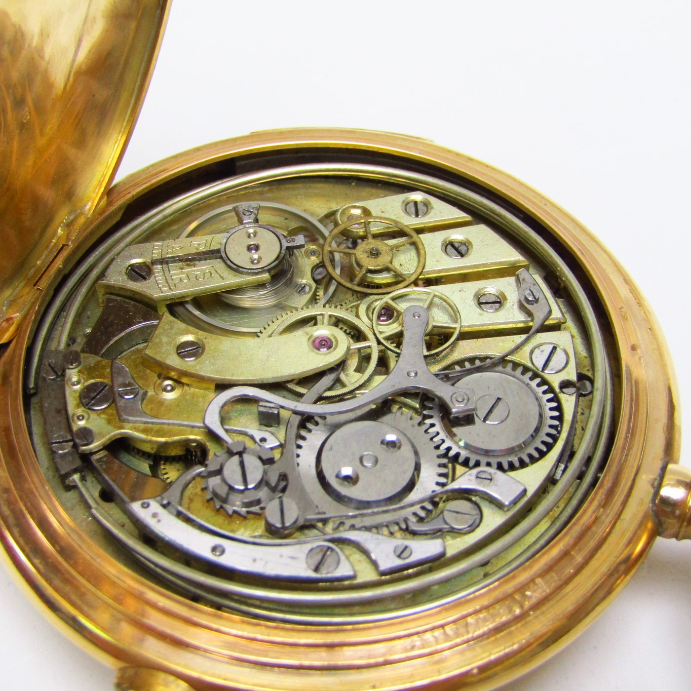 LONGUEVUE. Reloj Cronógrafo de repetición de Horas y Cuartos. Saboneta y remontoir. Oro 18k. Suiza, ca. 1900 LONGUEVUE. Reloj Cronógrafo de repetición de Horas y Cuartos. Saboneta y remontoir. Oro 18k. Suiza, ca. 1900