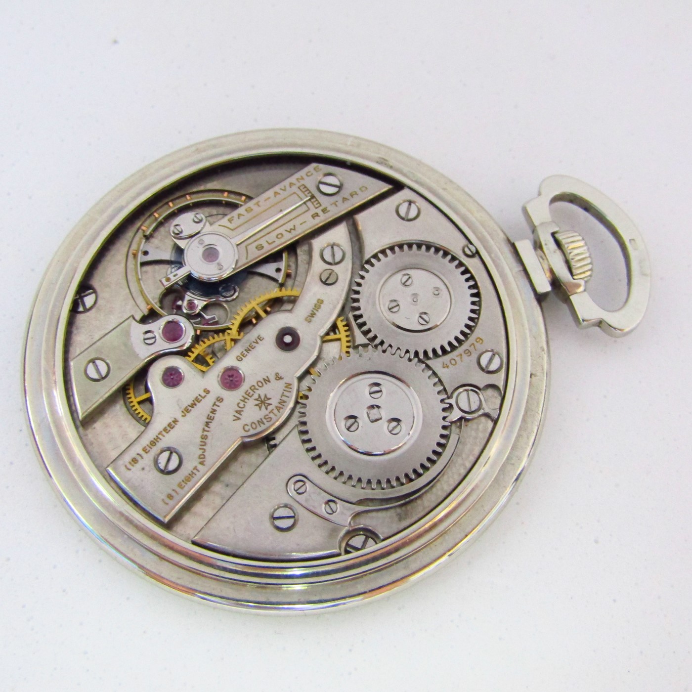 VACHERON CONSTANTIN. Reloj de Bolsillo Extraplano, tipo Frac, lepine y remontoir. Oro 18k y Platino. Suiza, ca. 1930. VACHERON CONSTANTIN. Reloj de Bolsillo Extraplano, tipo Frac, lepine y remontoir. Oro 18k y Platino. Suiza, ca. 1930.