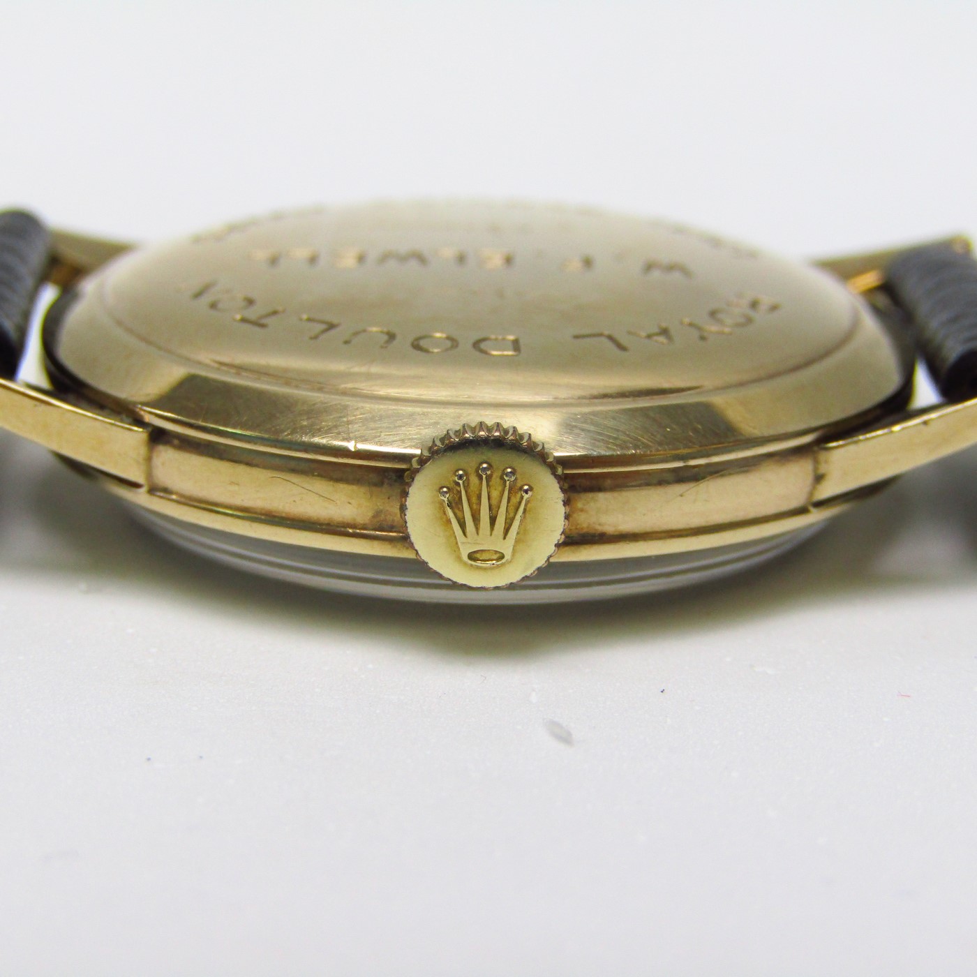 TUDOR by ROLEX. Reloj de pulsera para caballero. Oro 9k. Suiza, ca. 1950. TUDOR by ROLEX. Reloj de pulsera para caballero. Oro 9k. Suiza, ca. 1950.