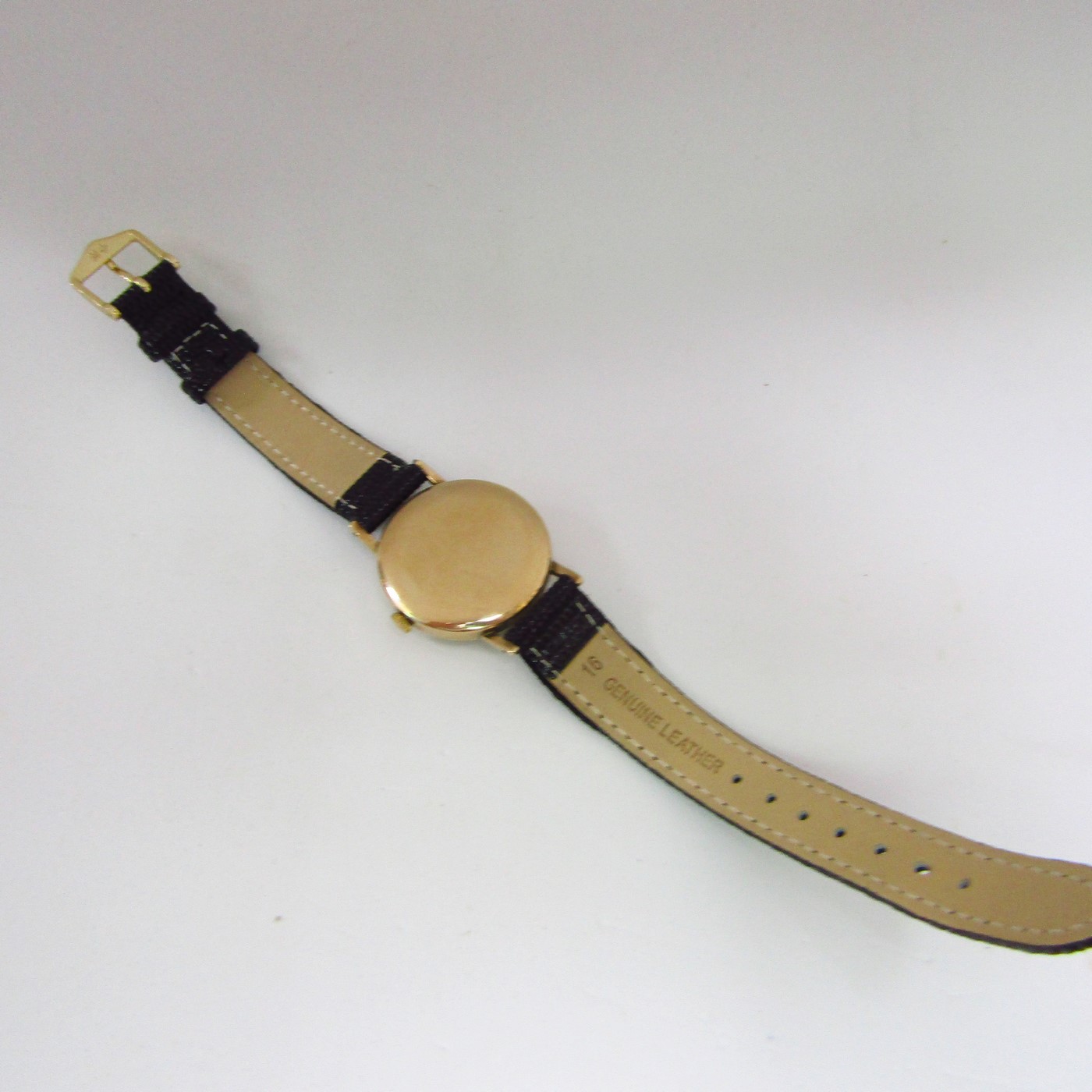TUDOR by ROLEX. Reloj de pulsera para caballero. Oro 9k. Suiza, ca. 1950. TUDOR by ROLEX. Reloj de pulsera para caballero. Oro 9k. Suiza, ca. 1950.