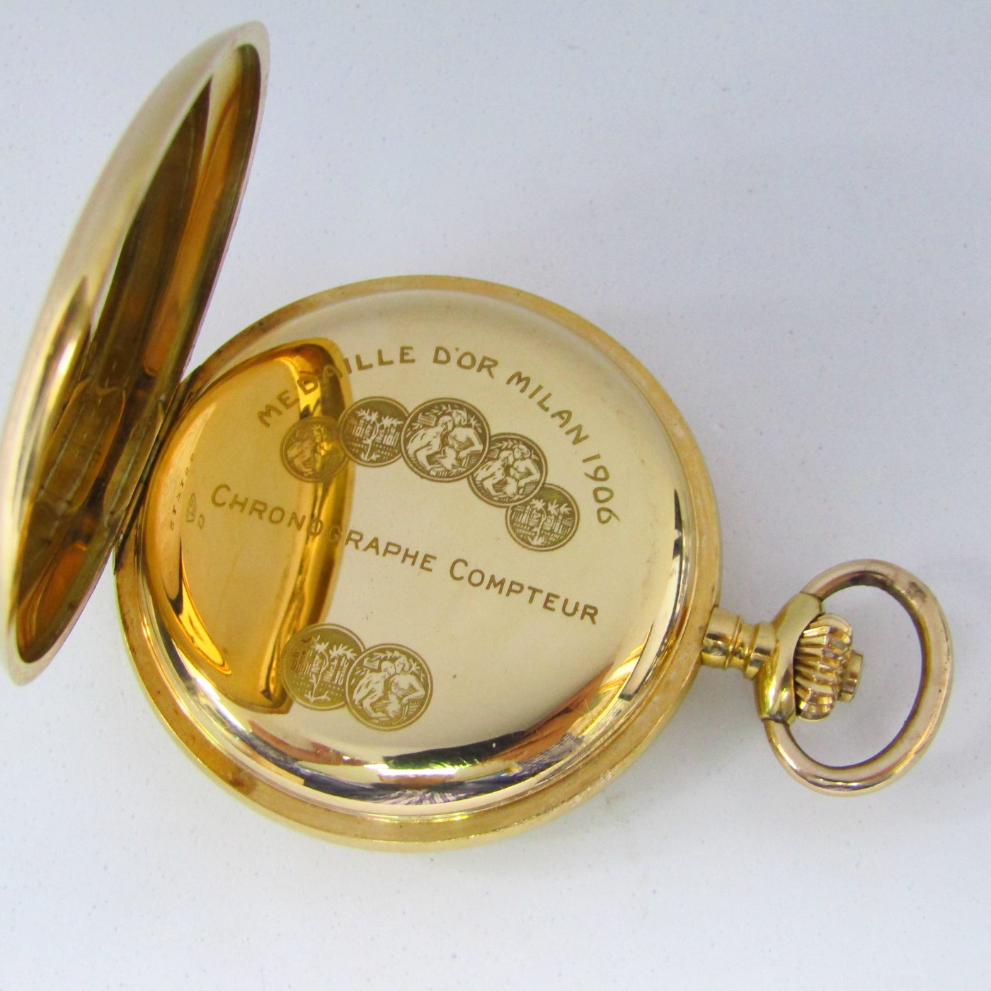 UNIVERSAL WATCH. Reloj Cronógrafo de bolsillo, lepine y remontoir. Oro 18k. Suiza, ca. 1910. UNIVERSAL WATCH. Reloj Cronógrafo de bolsillo, lepine y remontoir. Oro 18k. Suiza, ca. 1910.