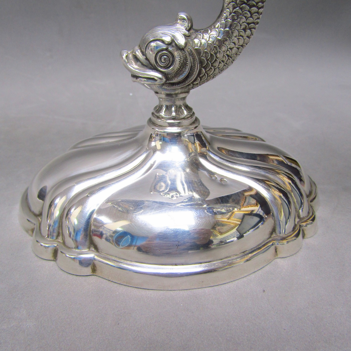 PEDRO DURÁN. Pareja de candelabros de dos luces en Plata de Ley. España, siglo XX. PEDRO DURÁN. Pareja de candelabros de dos luces en Plata de Ley. España, siglo XX.