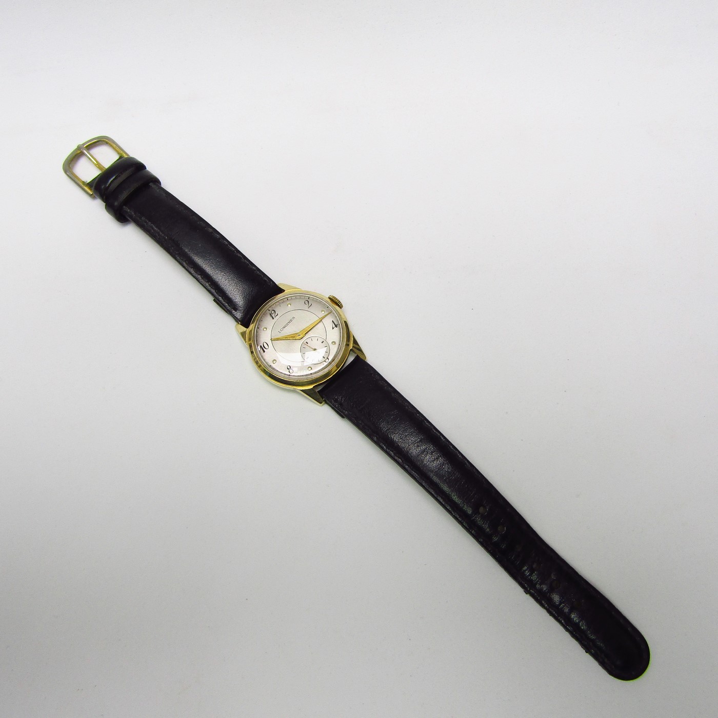 Longines. Reloj de pulsera unisex. Oro 14k. Suiza, 1946. Longines. Reloj de pulsera unisex. Oro 14k. Suiza, 1946.