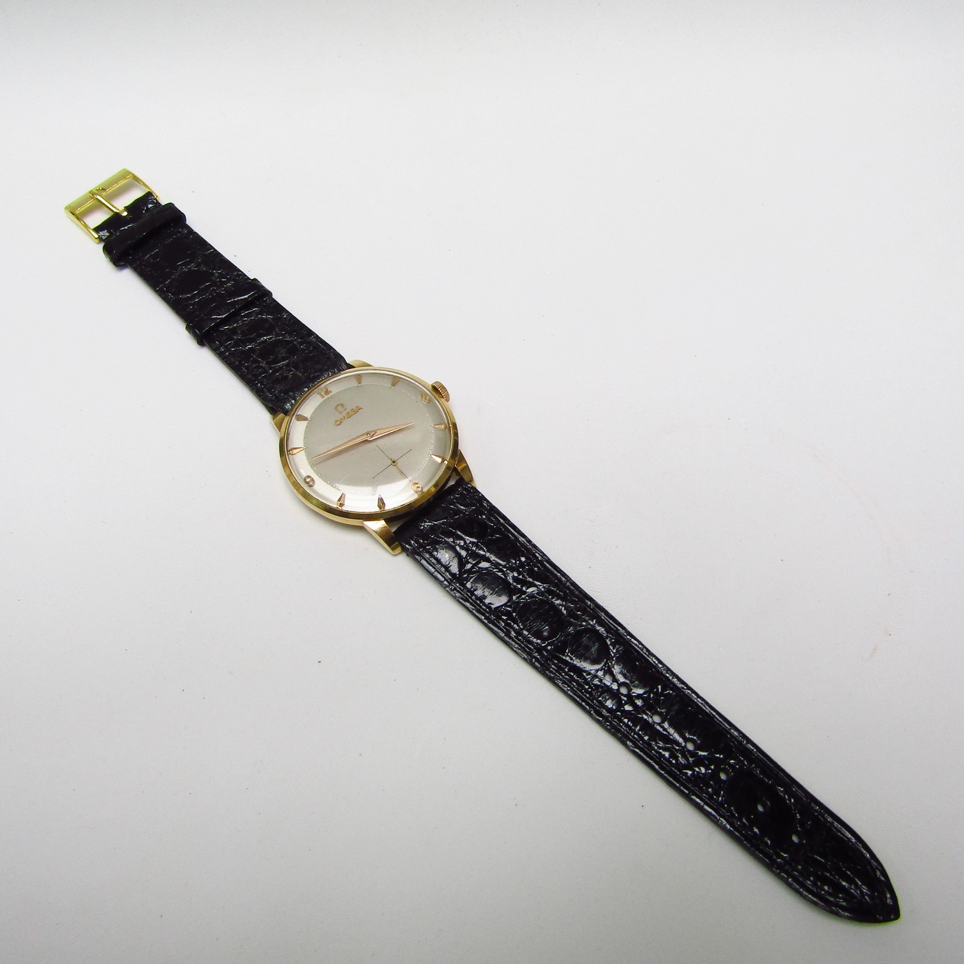 OMEGA. Reloj de pulsera para caballero. Oro 18k. Suiza, 1952. OMEGA. Reloj de pulsera para caballero. Oro 18k. Suiza, 1952.