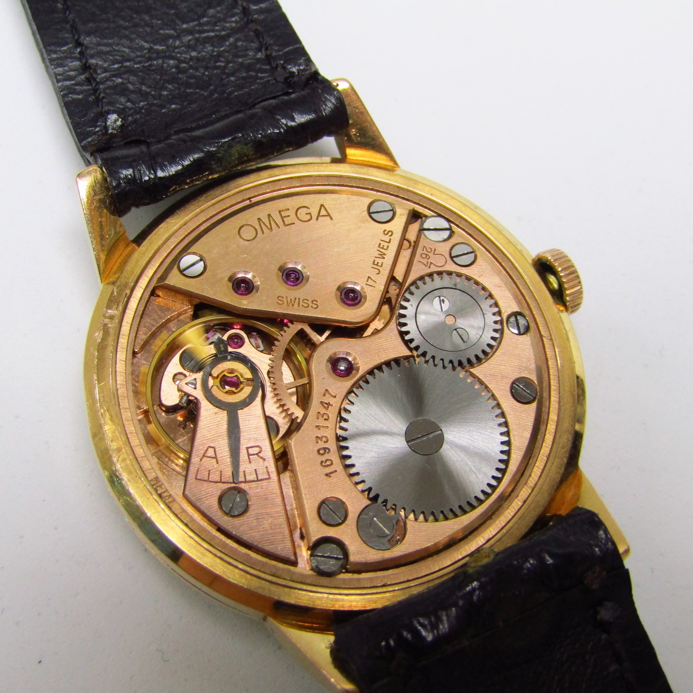 OMEGA. Reloj de pulsera para caballero. Oro 18k. Suiza, 1952. OMEGA. Reloj de pulsera para caballero. Oro 18k. Suiza, 1952.
