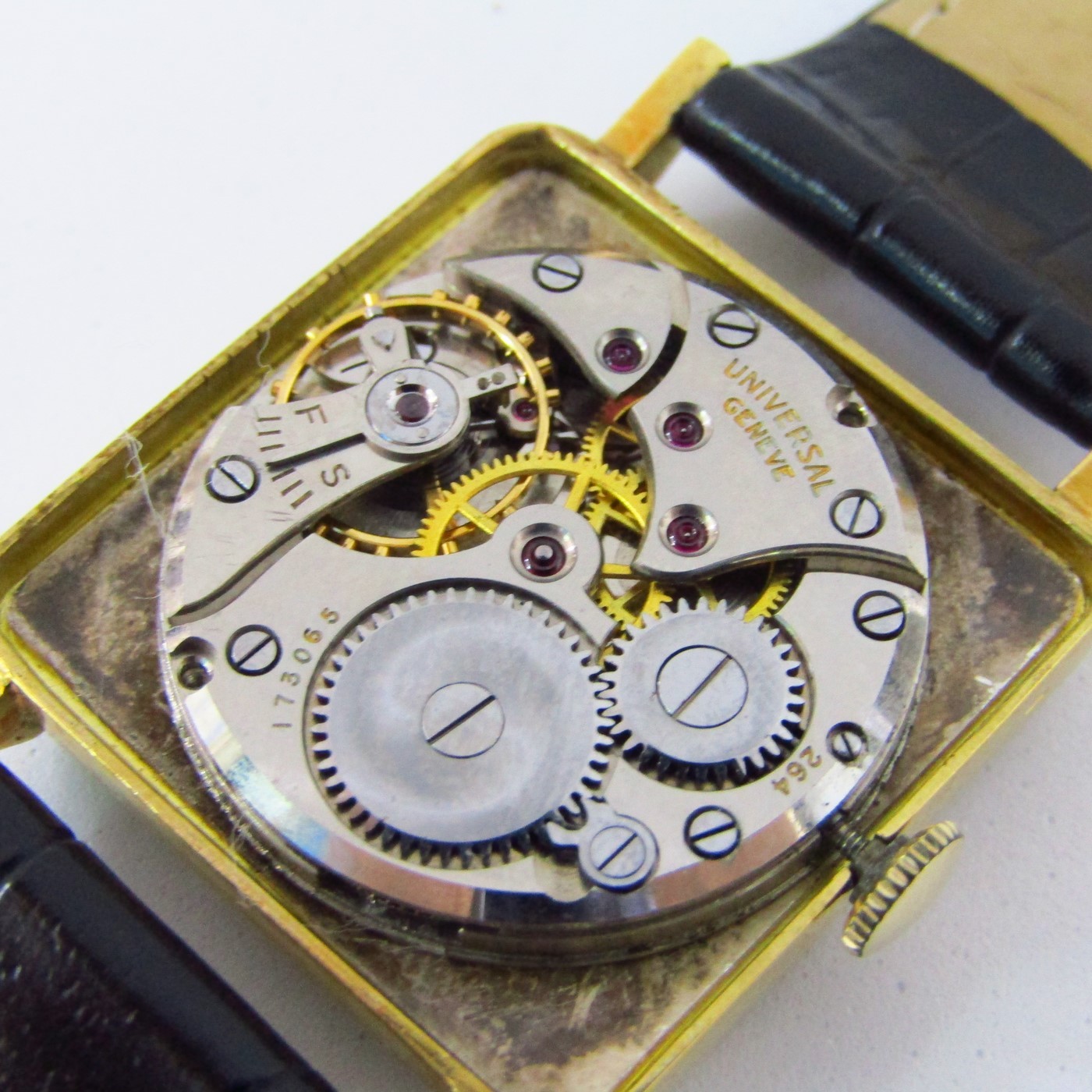Universal Geneve. Reloj de pulsera unisex. Suiza, ca. 1940. Universal Geneve. Reloj de pulsera unisex. Suiza, ca. 1940.