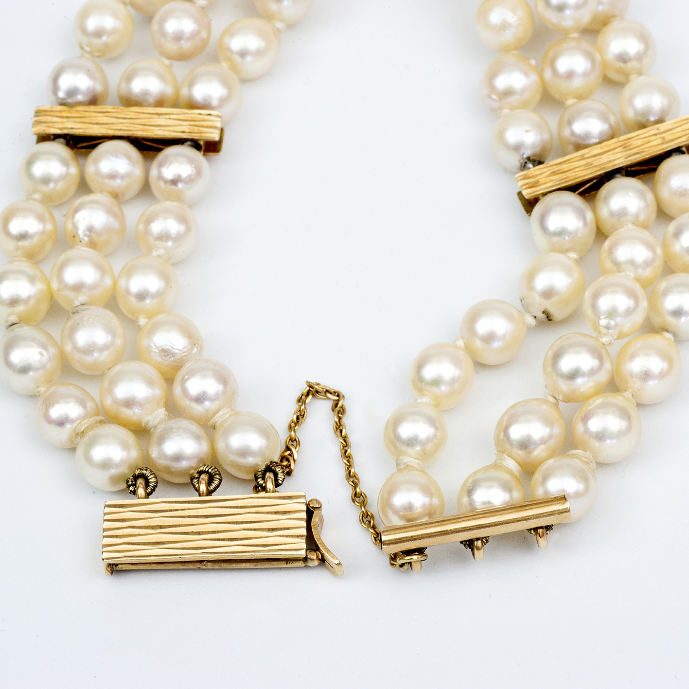 AB019 (AAA 7-7.5mm Japanese Akoya Saltwater Pearl Bracelet diamond clasp )  - pacific pearls international