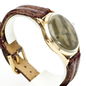 CHRONOGRAPHE SUISSE. Reloj Cronógrafo de pulsera. Oro 18k. Ca. 1950