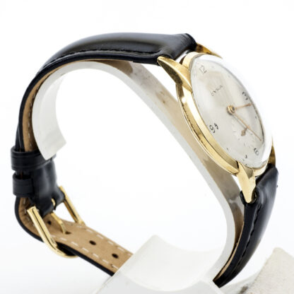 CYMA. Reloj de pulsera para caballero. Oro 18k. Suiza, Ca. 1945.