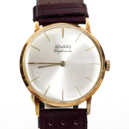Duward Diplomatic. Reloj de pulsera para caballero. Oro 18k. Peso: 30 gr.