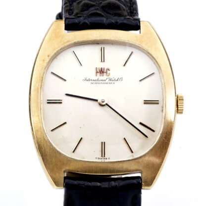 Internationale Uhrenfirma. Herrenarmbanduhr. 18 Karat Gold. Ca.1970