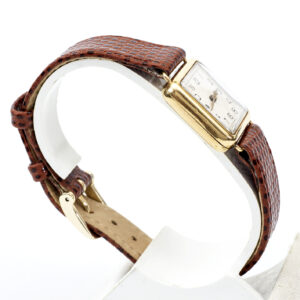 Reloj suizo de pulsera para señora. Oro 18k. Suiza, ca. 1960