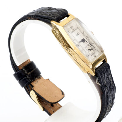 Suisse - Montre-bracelet pour femme. Or 18 carats. Vers 1915