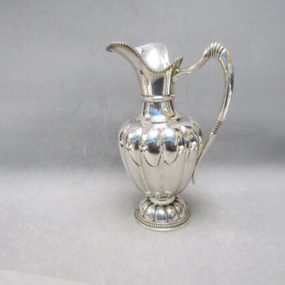 Gallon jug in Sterling Silver. Spain, 20th century.