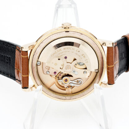OMEGA AUTOMATIC. Reloj de pulsera para caballero. Oro 18k. Suiza, año 1957.