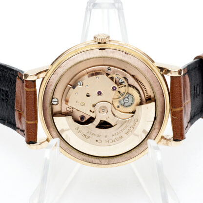 OMEGA AUTOMATIC. Reloj de pulsera para caballero. Oro 18k. Suiza, año 1957.