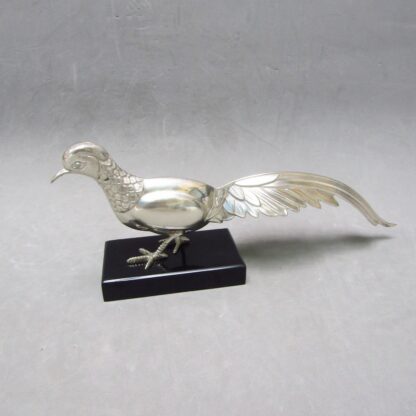 Vogel aus Sterlingsilber, auf Sockel. Spanien, 20. Jahrhundert