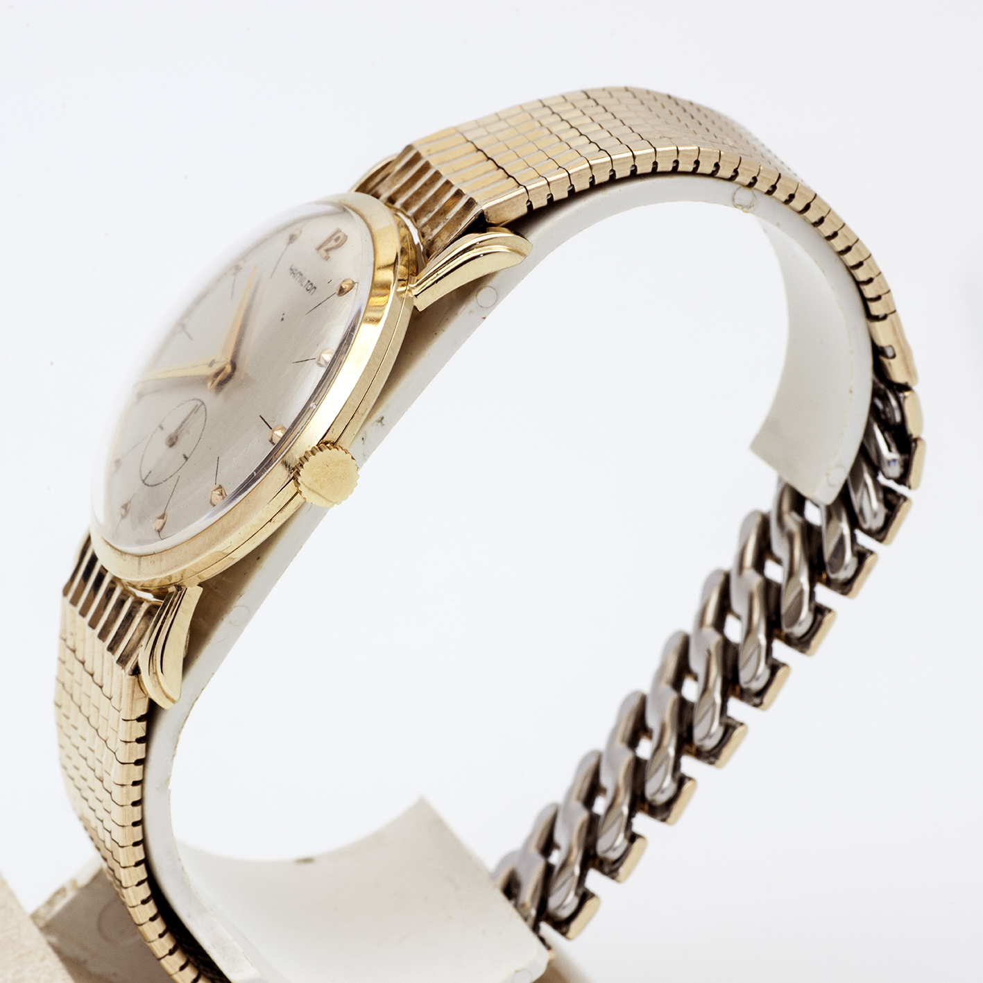 HAMILTON BRADFORD. Reloj de pulsera para caballero. Caja Oro 14k. Pulsera Acero chapado Oro 10k.U.S.A., 1954. HAMILTON BRADFORD. Reloj de pulsera para caballero. Caja Oro 14k. Pulsera Acero chapado Oro 10k.U.S.A., 1954.