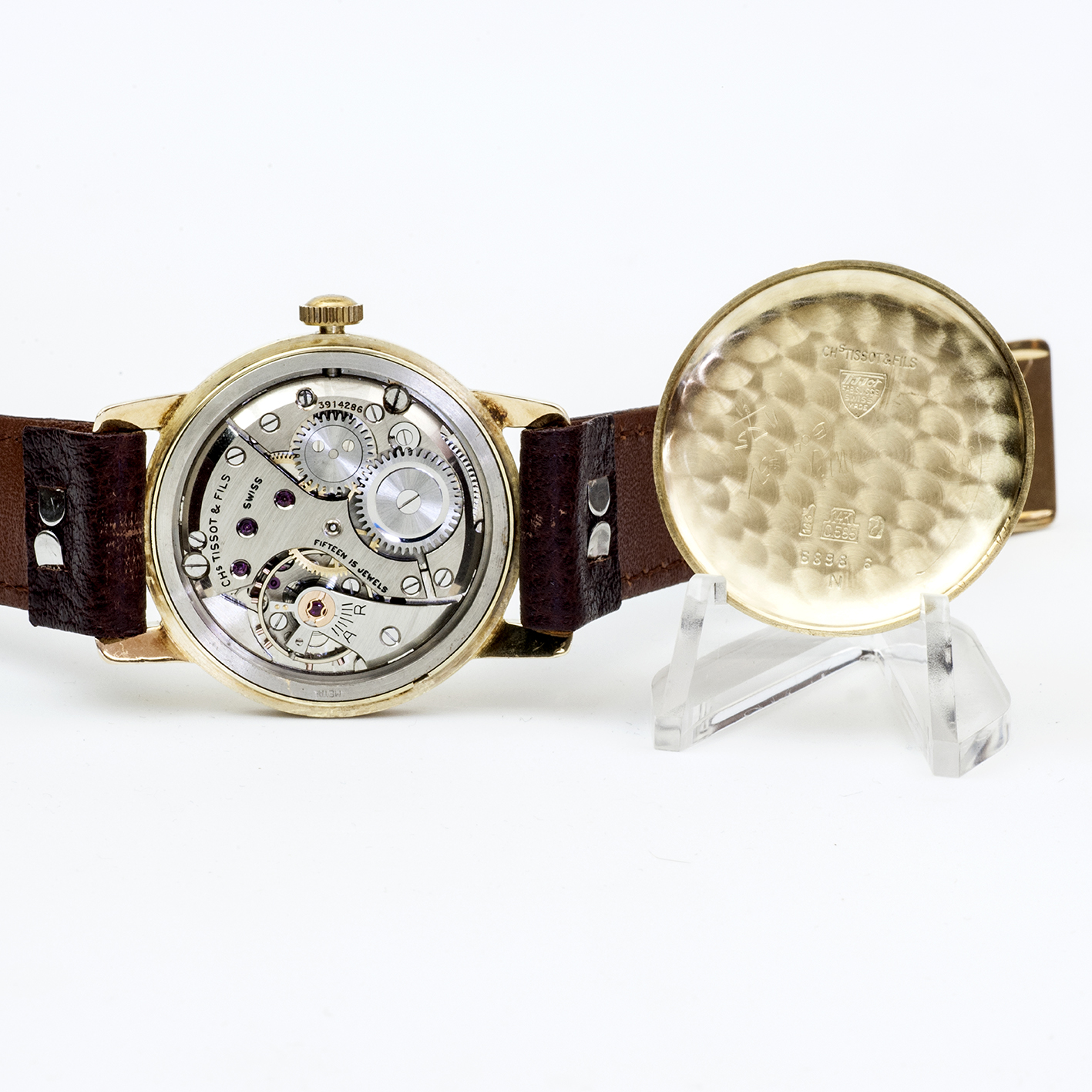 TISSOT. Reloj de pulsera para caballero. Oro 14k. Suiza, Ca. 1950. TISSOT. Reloj de pulsera para caballero. Oro 14k. Suiza, Ca. 1950.