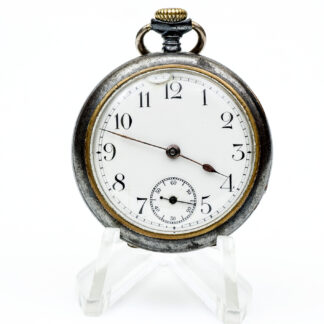 OMEGA. Reloj de colgar lepine y remontoir. Suiza, 1909.
