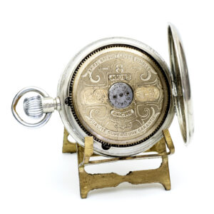 HEBDOMAS. Reloj de Bolsillo, lepine y remontoir. Ocho días cuerda. Suiza, ca. 1920.