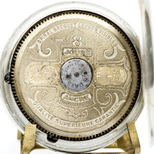 HEBDOMAS. Reloj de Bolsillo, lepine y remontoir. Ocho días cuerda. Suiza, ca. 1920.