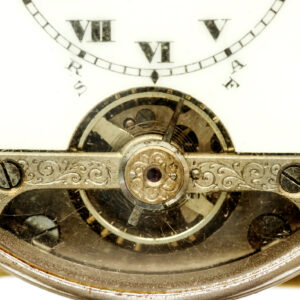 HEBDOMAS. Reloj de Bolsillo, lepine y remontoir. Ocho días cuerda. Suiza, ca. 1920.