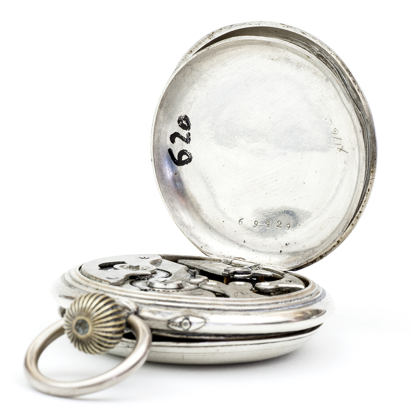 Reloj suizo de bolsillo, saboneta y remontoir. Plata. Suiza, ca. 1880. Reloj suizo de bolsillo, saboneta y remontoir. Plata. Suiza, ca. 1880.