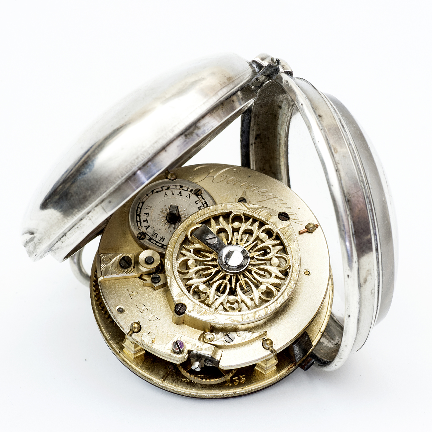 HENNEQUIN. Reloj francés de bolsillo lepine, Verge Fusee (Catalino). Plata. París, ca. 1815. HENNEQUIN. Reloj francés de bolsillo lepine, Verge Fusee (Catalino). Plata. París, ca. 1815.