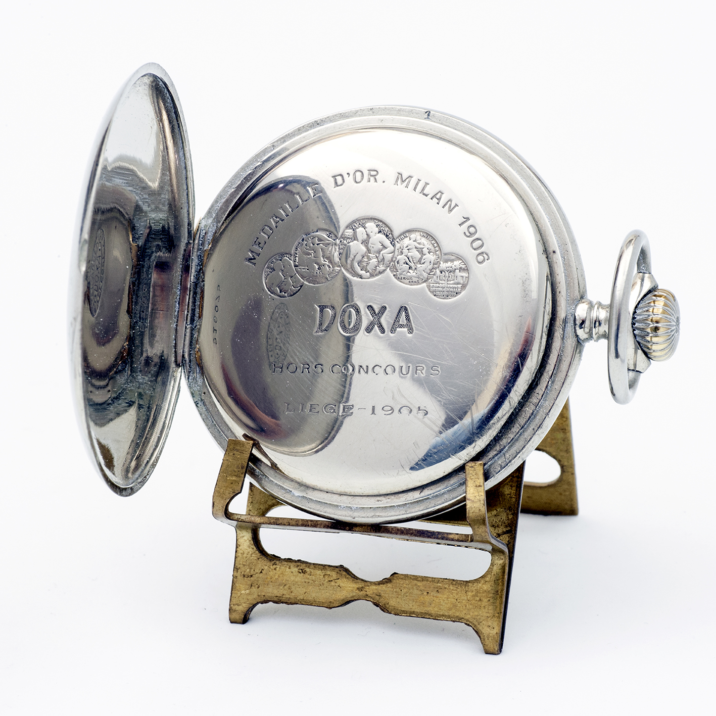 DOXA. Reloj de bolsillo, lepine y remontoir. Automatón. Ca. 1906. DOXA. Reloj de bolsillo, lepine y remontoir. Automatón. Ca. 1906.