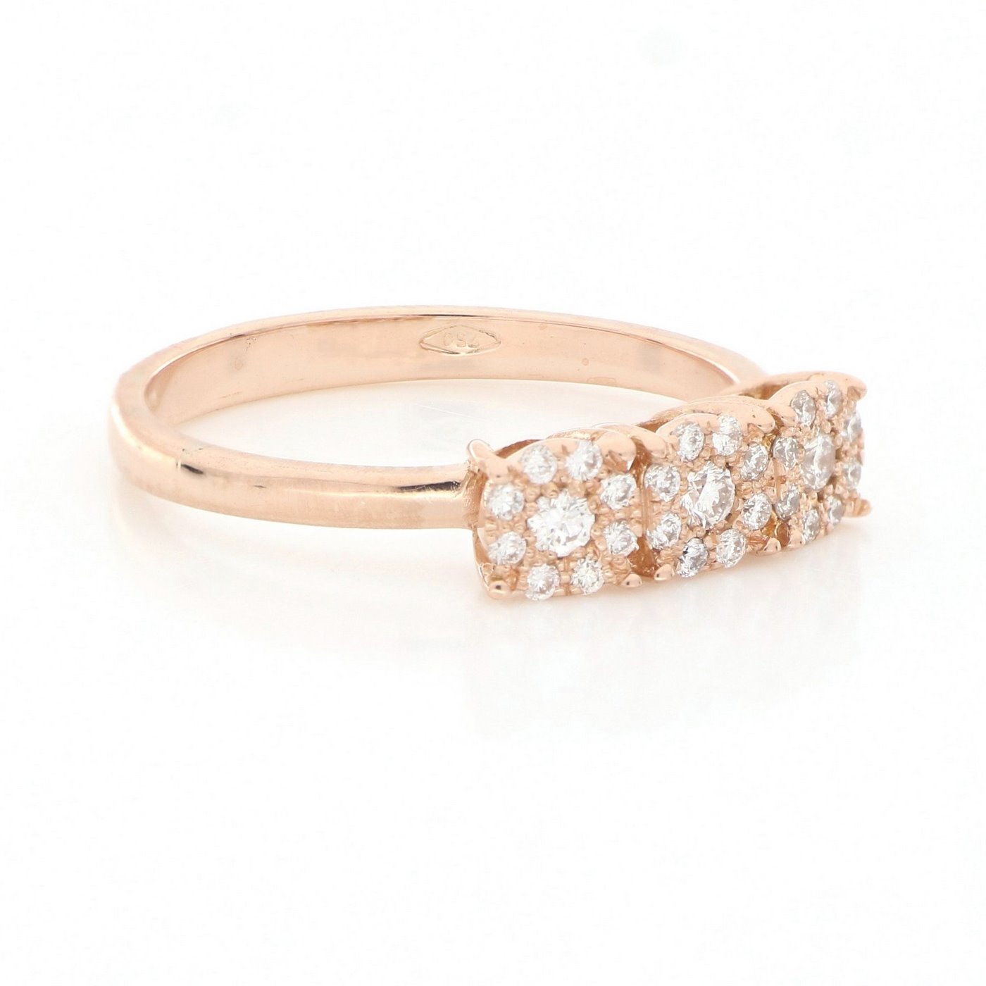 Anillo en Oro rosa de 18k. Con 27 Diamantes Talla Brillante de 0,33 ct. (F/G-VS/SI). 3,25 gr. Tatum: 16 Anillo en Oro rosa de 18k. Con 27 Diamantes Talla Brillante de 0,33 ct. (F/G-VS/SI). 3,25 gr. Tatum: 16
