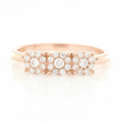Anillo en Oro rosa de 18k. Con 27 Diamantes Talla Brillante de 0,33 ct. (F/G-VS/SI). 3,25 gr. Tatum: 16