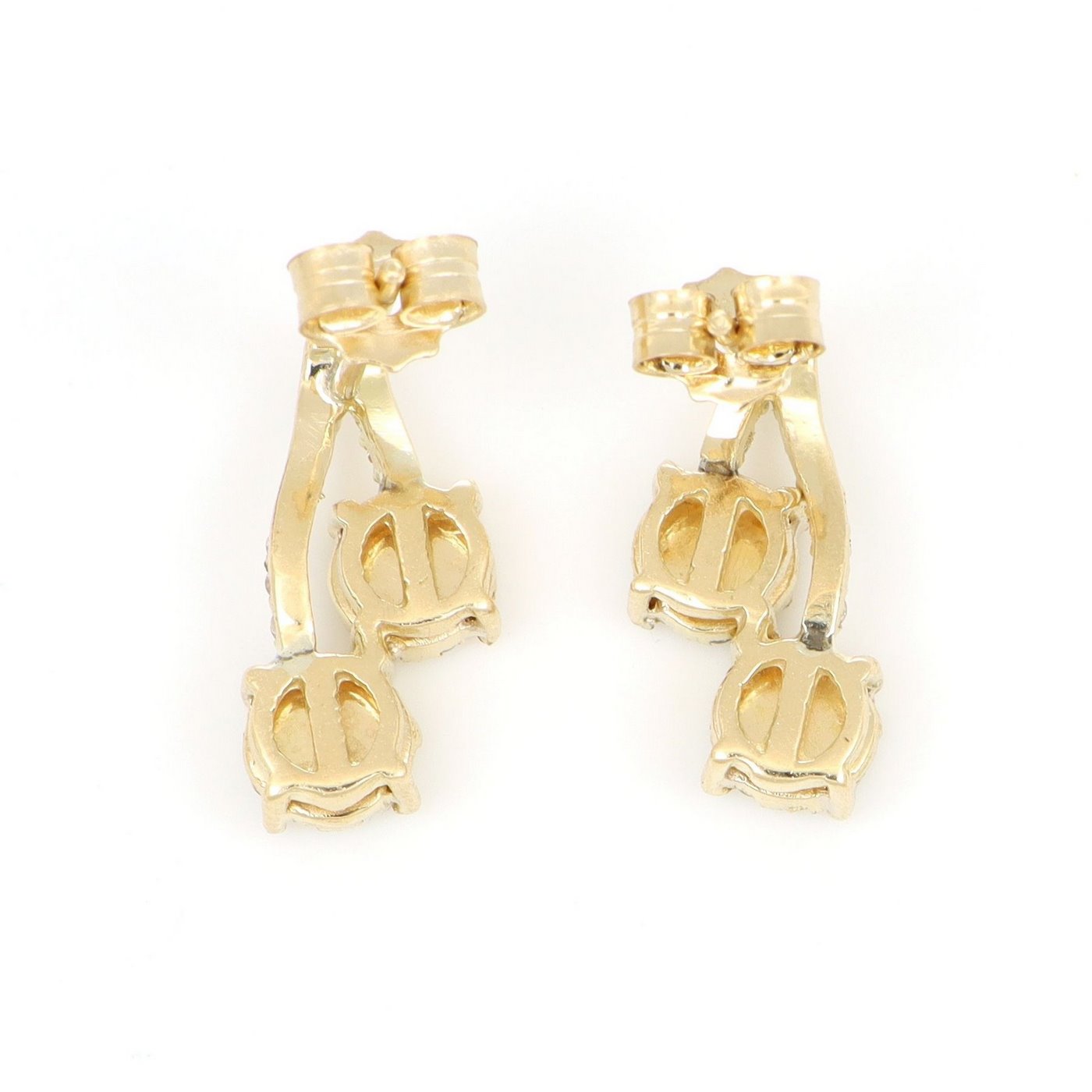 Pendientes en Oro Amarillo de 18k con 58 Diamantes talla Brillante de 0,72 ct. (F/G-VS/SI). 3,25 gr. Pendientes en Oro Amarillo de 18k con 58 Diamantes talla Brillante de 0,72 ct. (F/G-VS/SI). 3,25 gr.