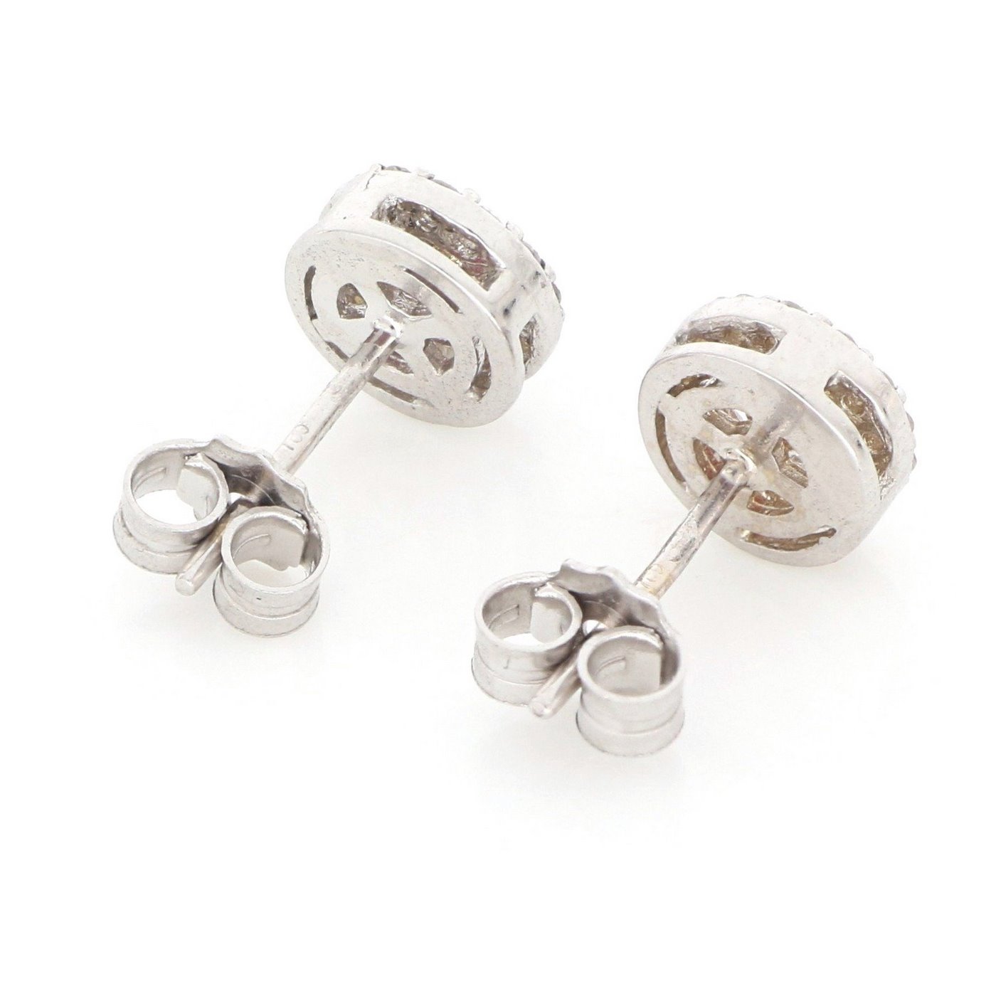 Pendientes en Oro Blanco de 18k con Rubíes centrales de 0,20 ct. y 28 Diamantes talla Brillante de 0,33 ct. (F/G-VS/SI). 2,00 gr. Pendientes en Oro Blanco de 18k con Rubíes centrales de 0,20 ct. y 28 Diamantes talla Brillante de 0,33 ct. (F/G-VS/SI). 2,00 gr.