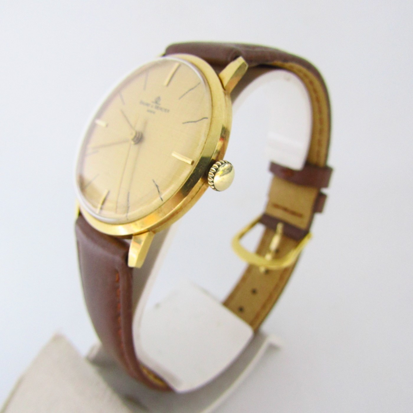 BAUME & MERCIER. Reloj de pulsera para caballero. Oro 18k. Geneve, Suiza, ca. 1960 BAUME & MERCIER. Reloj de pulsera para caballero. Oro 18k. Geneve, Suiza, ca. 1960