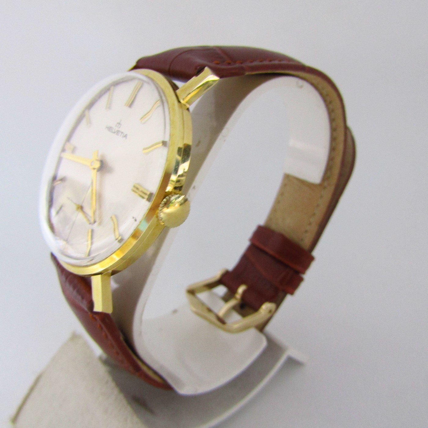 HELVETIA. Reloj de pulsera para caballero. Oro 14k. Suiza, 1978. HELVETIA. Reloj de pulsera para caballero. Oro 14k. Suiza, 1978.