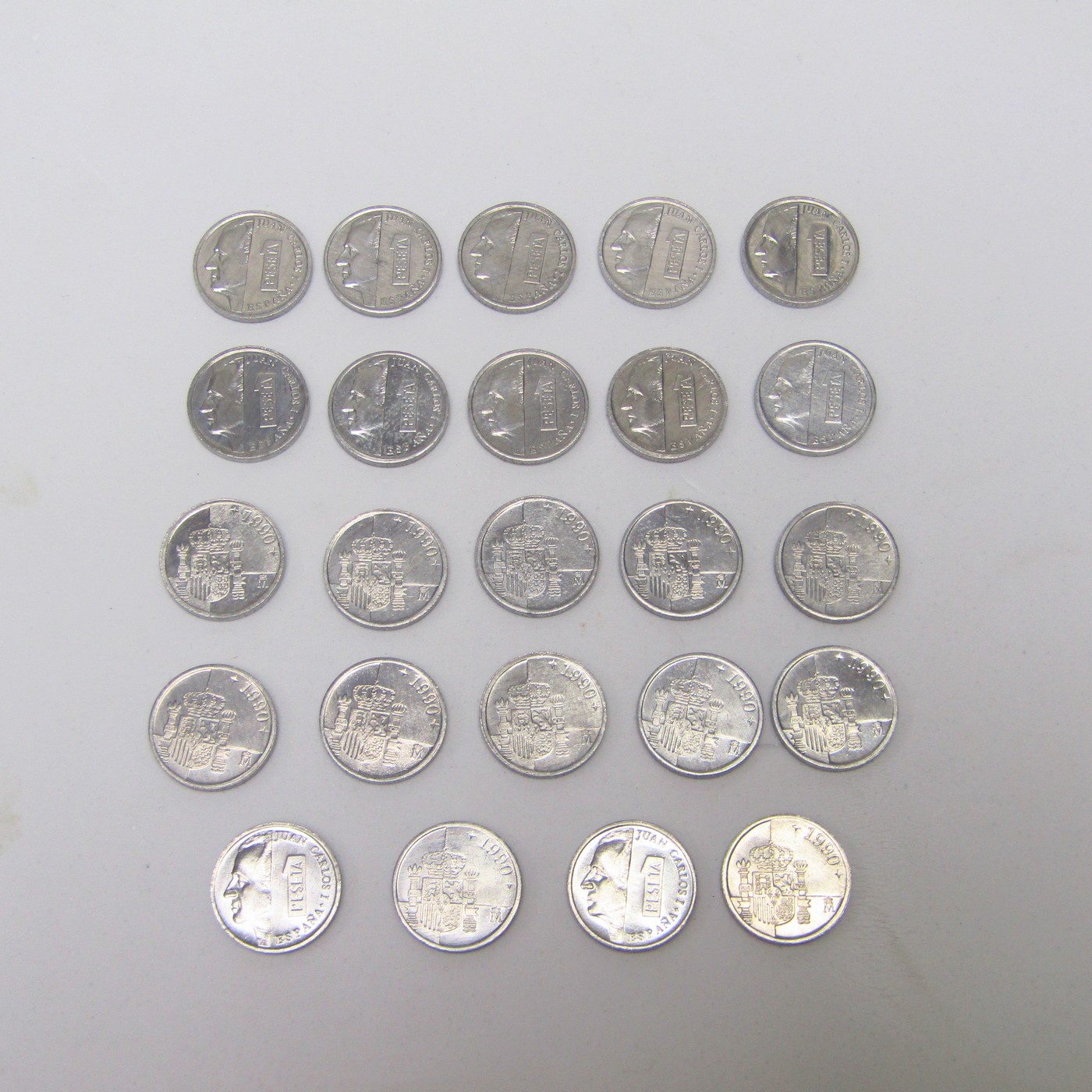 24 Monedas de 1 Peseta de Aluminio. Año 1990. Juan Carlos I. S.C. 24 Monedas de 1 Peseta de Aluminio. Año 1990. Juan Carlos I. S.C.
