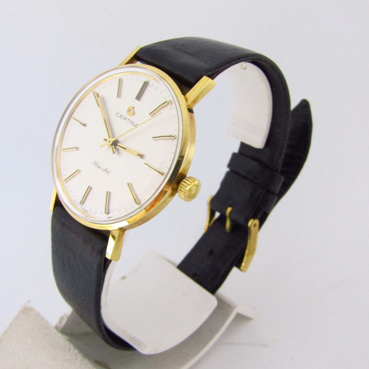 CERTINA. Modelo New Art. Reloj de pulsera para caballero. Oro 18k. Suiza, ca. 1975 CERTINA. Modelo New Art. Reloj de pulsera para caballero. Oro 18k. Suiza, ca. 1975