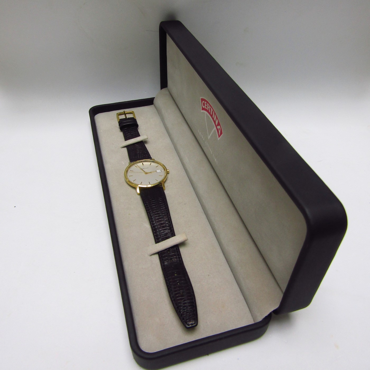 CERTINA Quartz. Reloj de pulsera para caballero. Oro 18k. Suiza, ca. 2013 CERTINA Quartz. Reloj de pulsera para caballero. Oro 18k. Suiza, ca. 2013