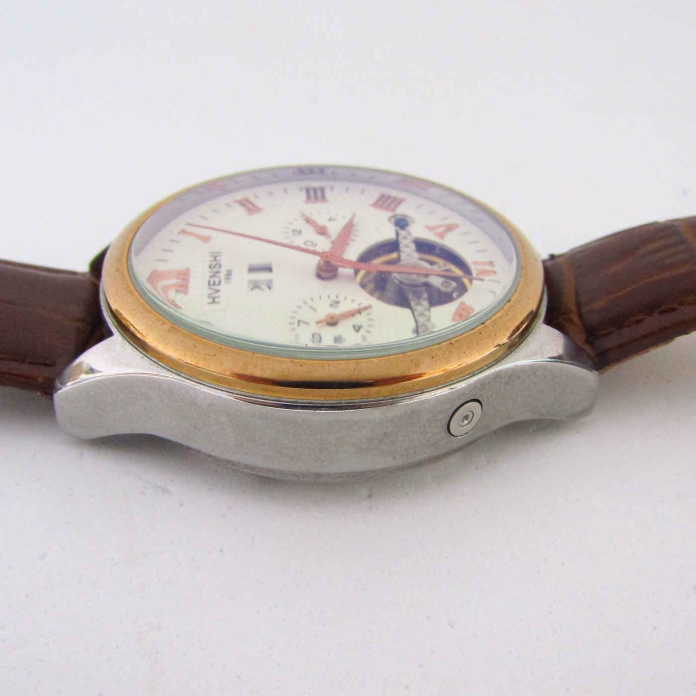 HVENSHI 1986. Reloj Automático de pulsera para hombre. China, 2018. HVENSHI 1986. Reloj Automático de pulsera para hombre. China, 2018.