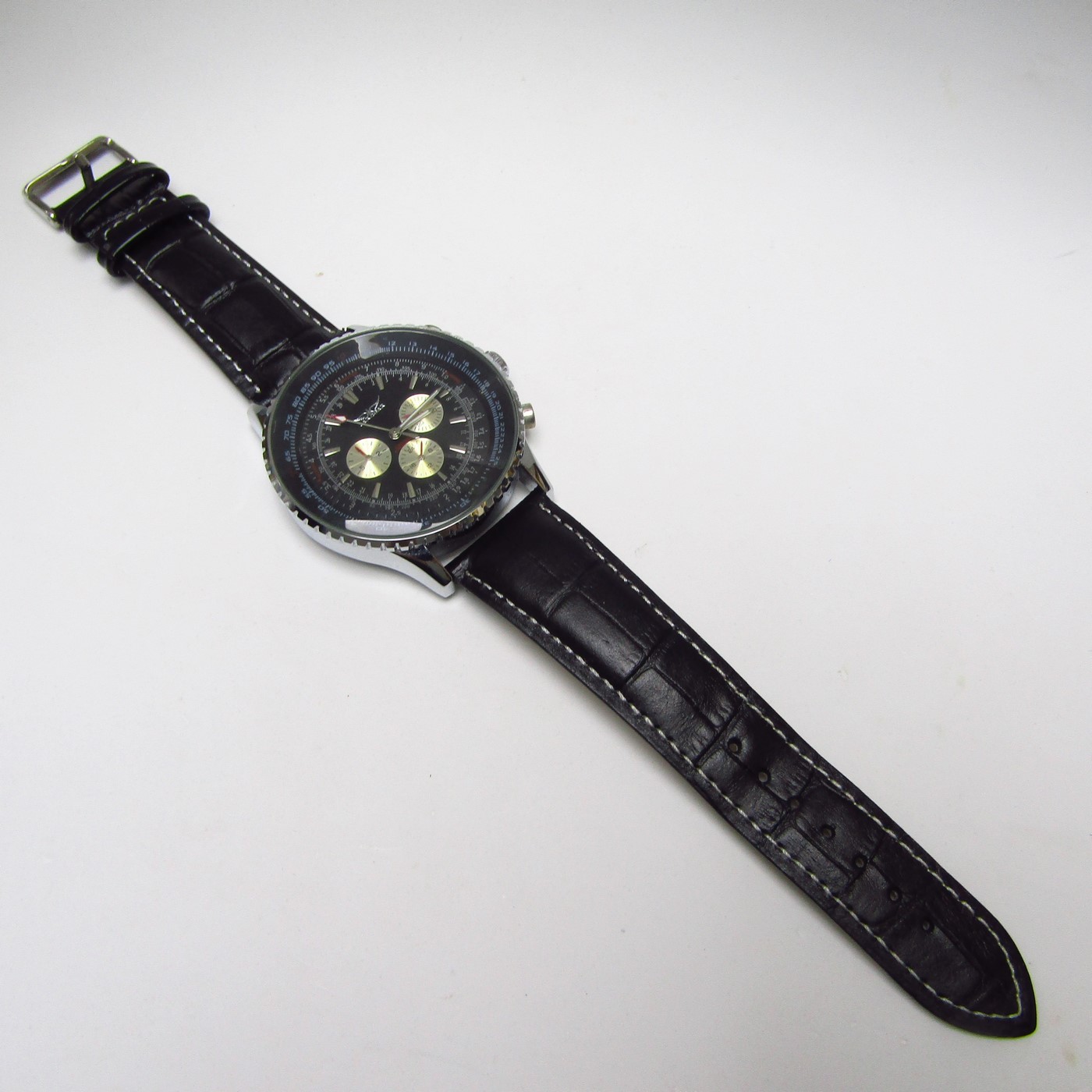 JARAGAR. Reloj de pulsera automático y multifunción. China, 2018. JARAGAR. Reloj de pulsera automático y multifunción. China, 2018.