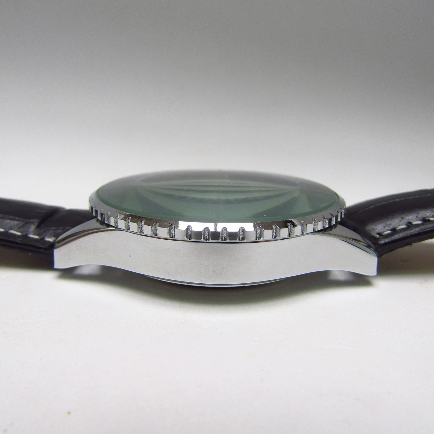JARAGAR. Reloj de pulsera automático y multifunción. China, 2018. JARAGAR. Reloj de pulsera automático y multifunción. China, 2018.